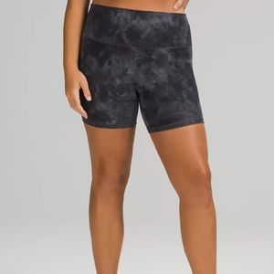 NWOT - lululemon Align High-Rise Short 8”